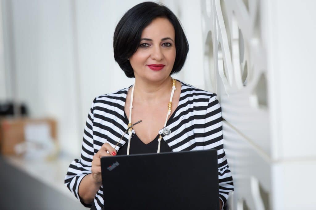 גלית שרון גלית שרון - הרצאות סטיילינג לחברות וארגונים